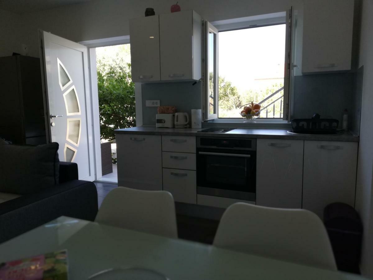 Modern Apartment Near Split & Trogir Kaštela Eksteriør billede